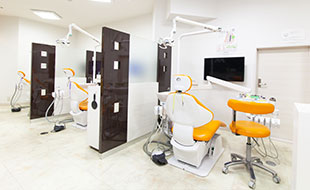 スタッフ一同清掃や滅菌を徹底しています